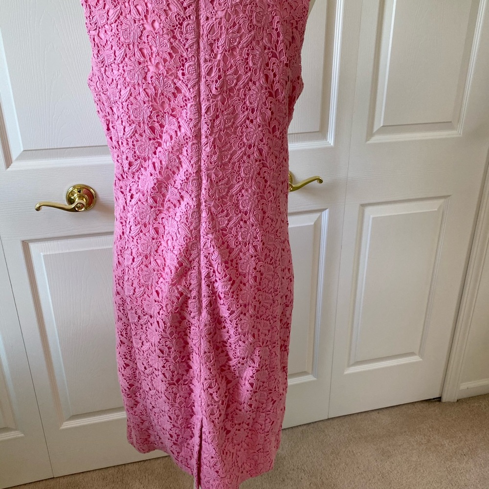 Rose lace sheath